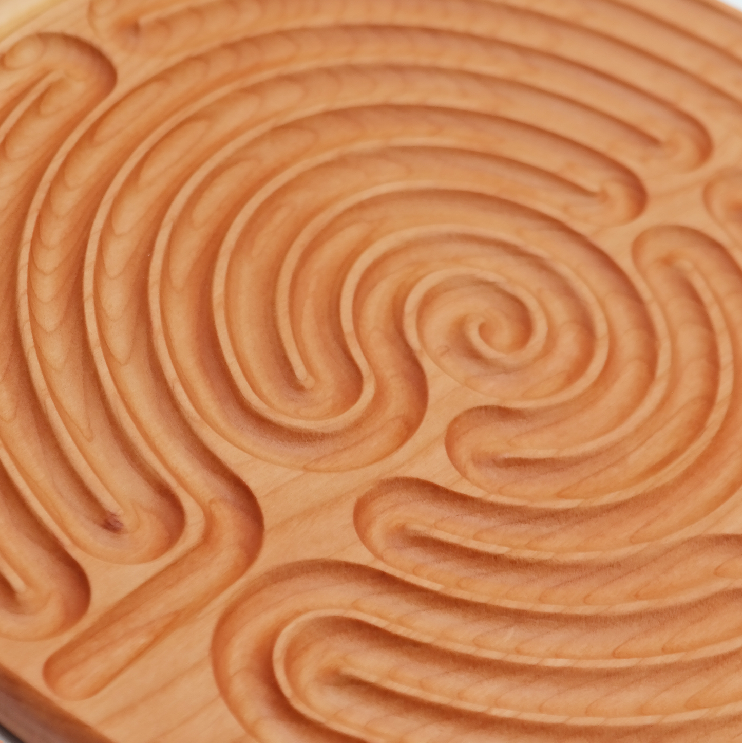 Boughton Green Wooden Finger Labyrinth ideal For Mindful Breathing, Handheld Wood Labyrinth as a Tool For Prayer and meditation