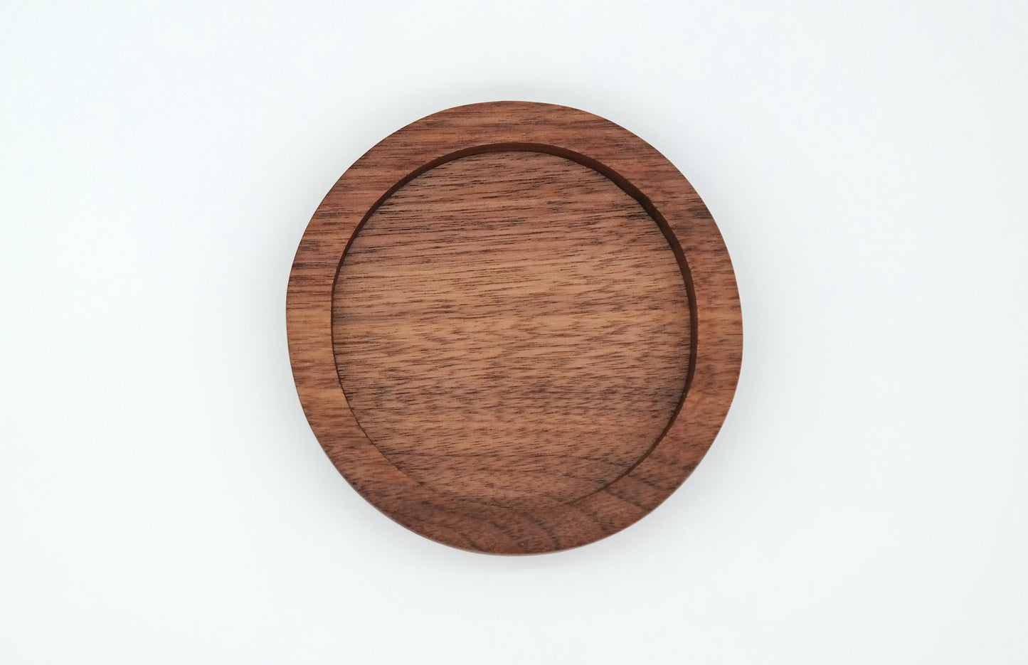 Round Walnut tray, Walnut Catch All Tray, Wooden Valet tray, Nightstand tray, Ring Dish, Walnut Ring Holder, Wood Ring Dish