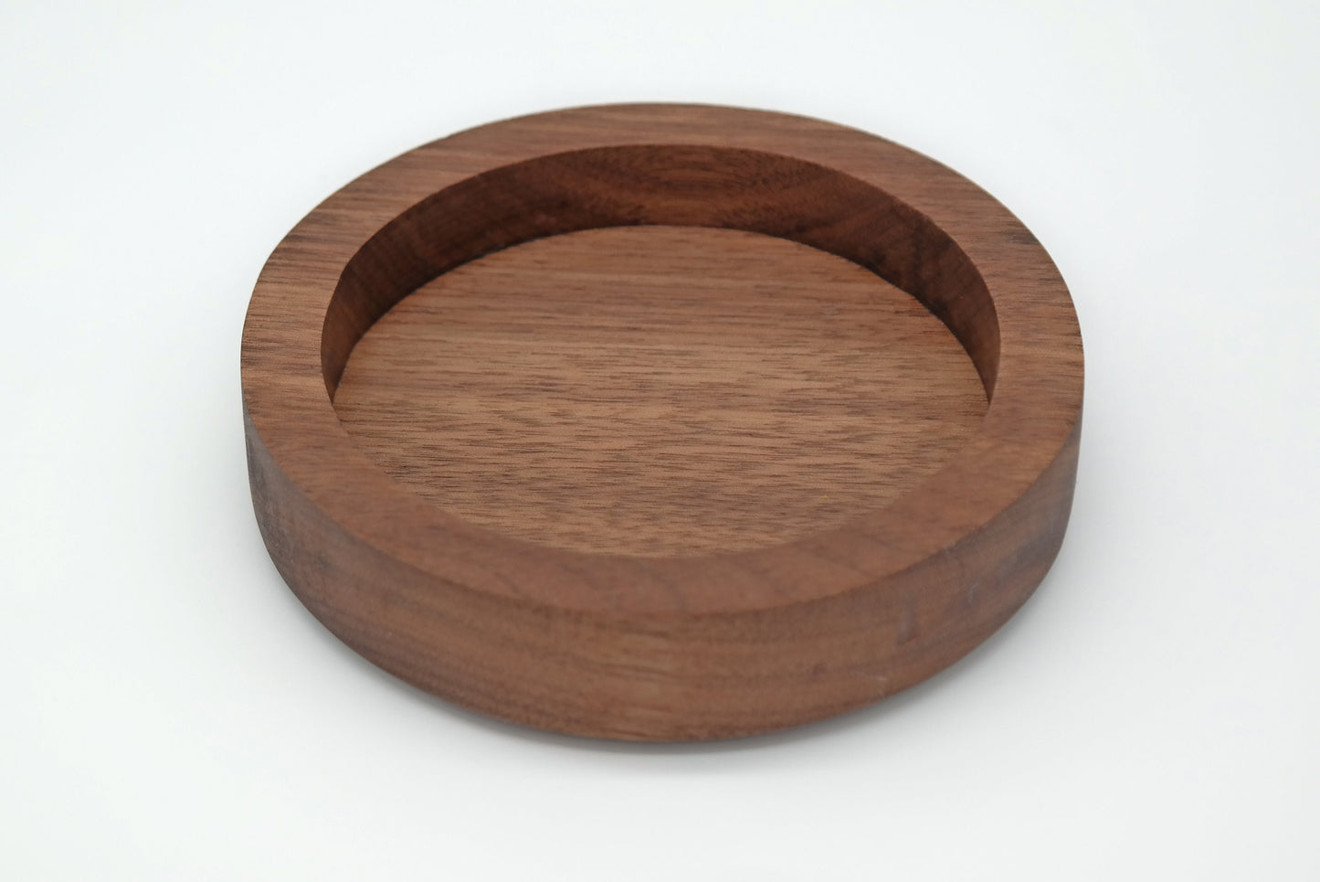 Round Walnut tray, Walnut Catch All Tray, Wooden Valet tray, Nightstand tray, Ring Dish, Walnut Ring Holder, Wood Ring Dish