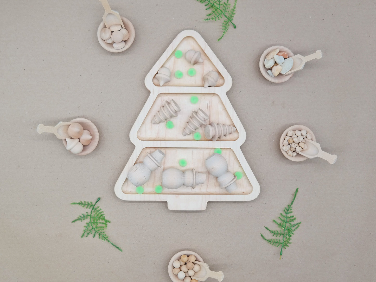 Christmas Tree Sensory Tray - Sorting Tray