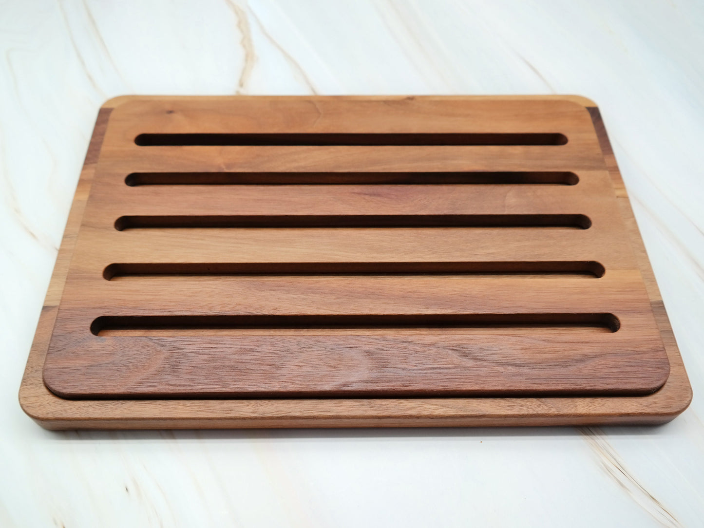 Custom Large Wood Bread Board, Custom Walnut Wood Bread Slicer Board, Wood Challah Bread Board, Bread Cutting Board, Bread Baker lover Gift,