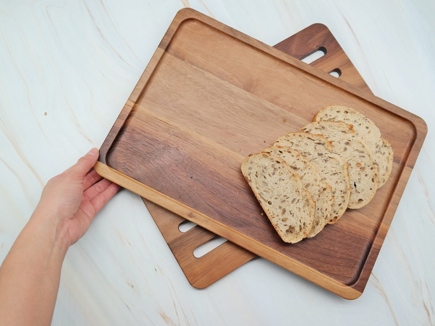 Custom Large Wood Bread Board, Custom Walnut Wood Bread Slicer Board, Wood Challah Bread Board, Bread Cutting Board, Bread Baker lover Gift,